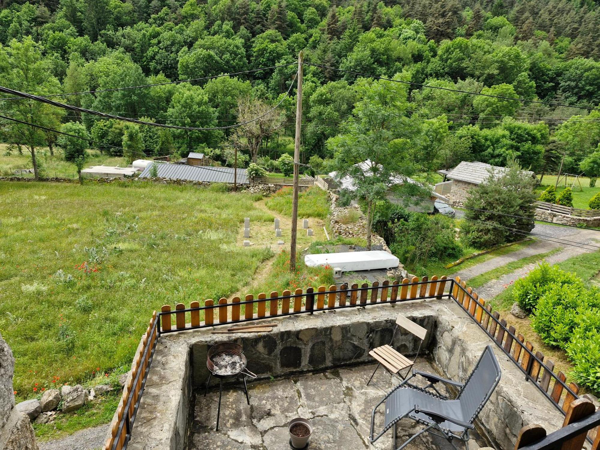 La Maison Des Lucioles Saint-Julien-Boutieres Ngoại thất bức ảnh
